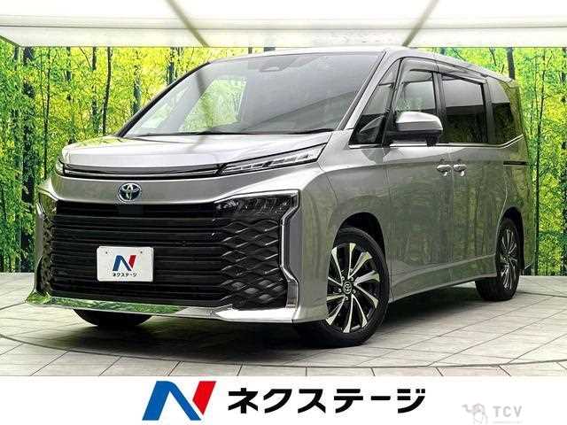 2022 Toyota Voxy