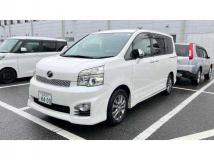 2013 Toyota Voxy