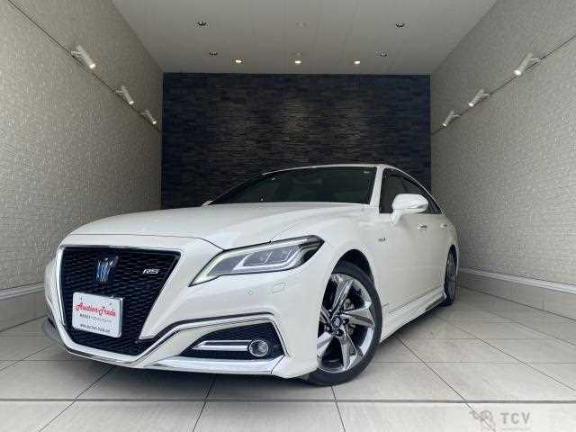 2018 Toyota Crown Hybrid