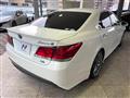2015 Toyota Crown Hybrid