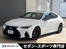 2023 Lexus IS