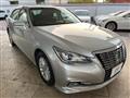 2015 Toyota Crown Hybrid