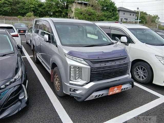 2019 Mitsubishi Delica D5