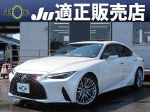 2021 Lexus IS
