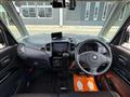 2013 Nissan ROOX