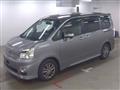 2013 Toyota Voxy