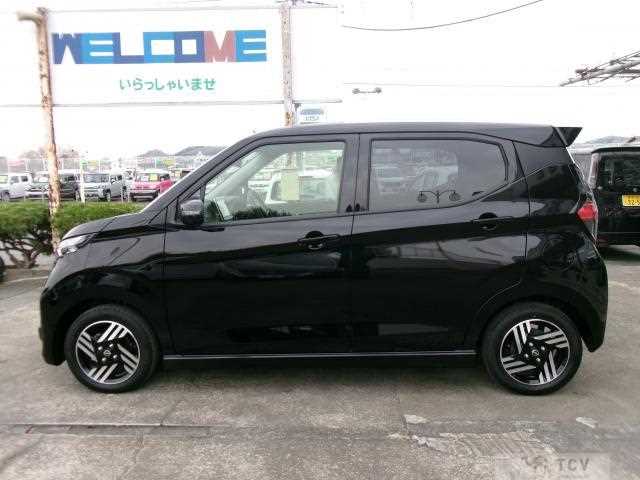 2024 Nissan Nissan Others