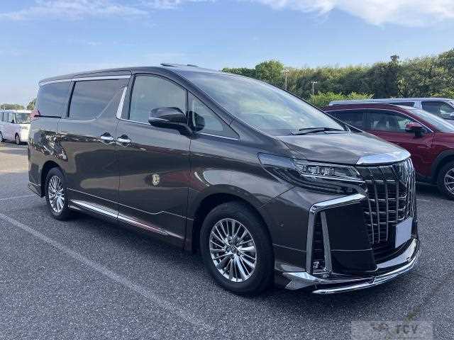 2022 Toyota Alphard Hybrid