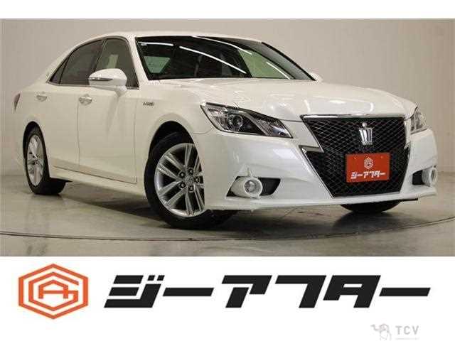2013 Toyota Crown