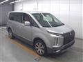 2020 Mitsubishi Delica D5