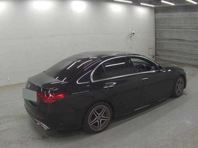 Mercedes-Benz C-Class 2024 — миниатюра 3