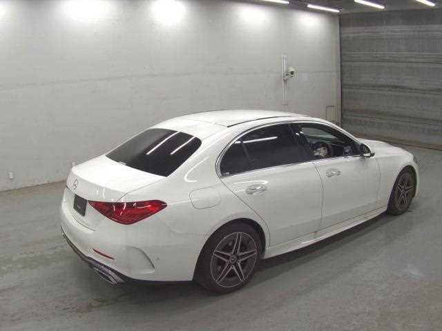 Mercedes-Benz C-Class 2023 — миниатюра 5