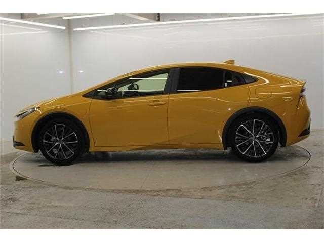 Toyota Prius 2024 — миниатюра 9