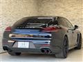 2015 Porsche Panamera