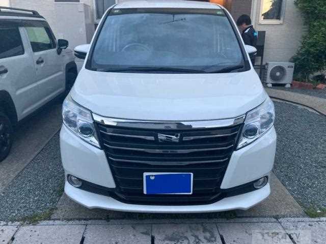 2015 Toyota Noah
