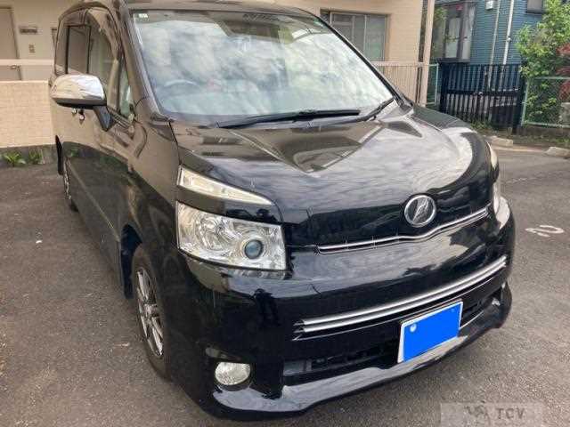 2009 Toyota Voxy