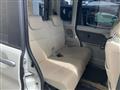 2013 Daihatsu Tanto