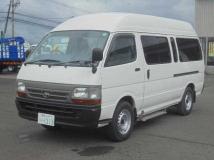 2004 Toyota Hiace Commuter