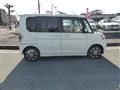 2016 Daihatsu Tanto
