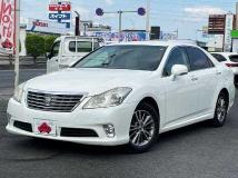 2010 Toyota Crown