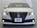 2013 Toyota Crown Hybrid