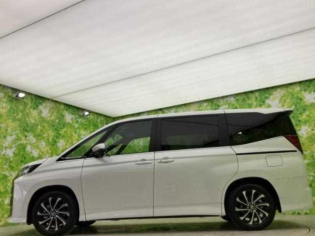 Toyota Noah 2026 — фото 3 купить в Москве