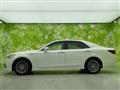 2013 Toyota Crown Hybrid