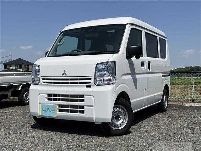 2025 Mitsubishi Minicab Van