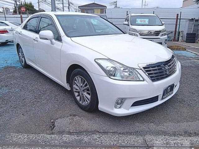 2012 Toyota Crown