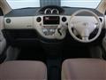2013 Toyota Sienta