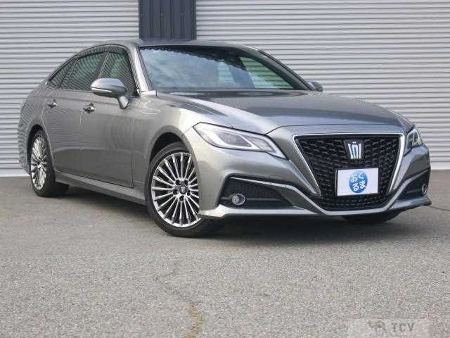 2020 Toyota Crown Hybrid