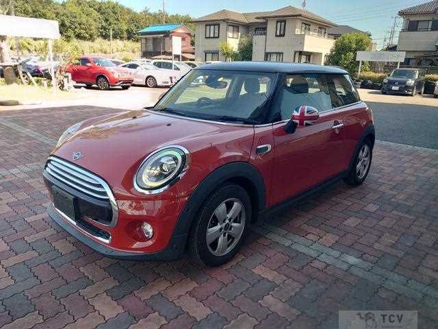 2019 BMW MINI