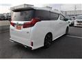 2019 Toyota Alphard Hybrid