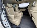 2015 Toyota Alphard Hybrid