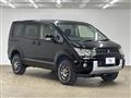 2016 Mitsubishi Delica D5