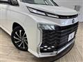 2022 Toyota Voxy