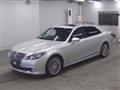 2015 Toyota Crown Majesta