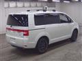 2017 Mitsubishi Delica D5