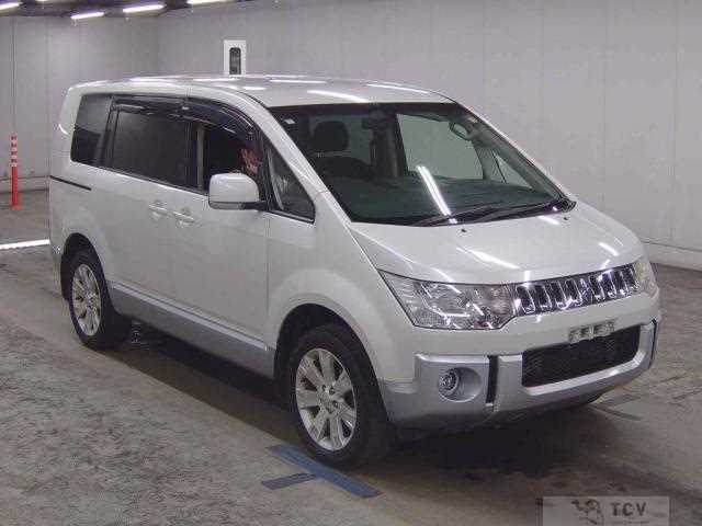 2014 Mitsubishi Delica D5