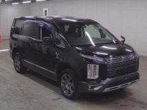 2021 Mitsubishi Delica D5