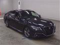 2019 Toyota Crown Hybrid
