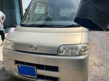 2007 Daihatsu Tanto