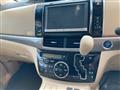 2013 Toyota Estima Hybrid