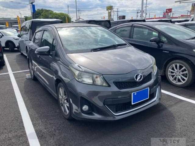 2011 Toyota Vitz