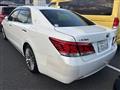 2013 Toyota Crown Majesta