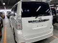 2013 Toyota Voxy