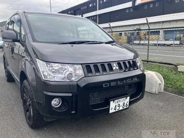 2017 Mitsubishi Delica D5