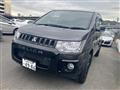 2017 Mitsubishi Delica D5
