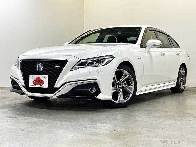 2019 Toyota Crown Hybrid