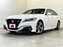 2019 Toyota Crown Hybrid